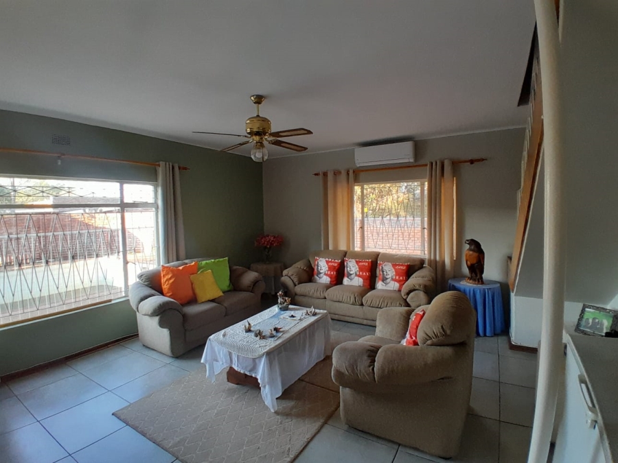 5 Bedroom Property for Sale in Kuruman Northern Cape